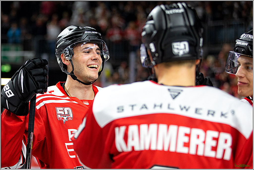 PENNY DEL; Koelner Haie- Straubing Tigers; Koeln, 09.10.2022